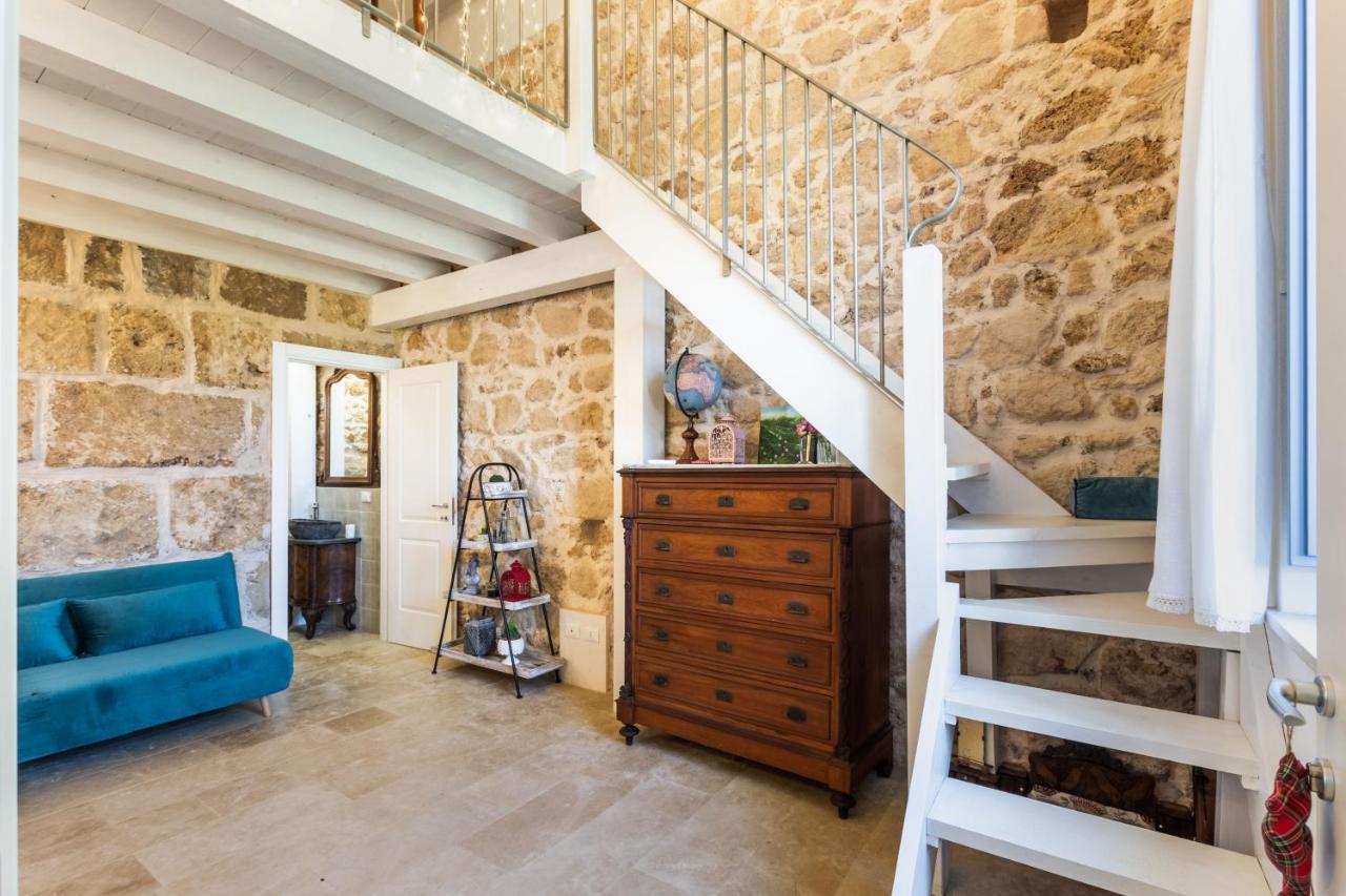 Michael Garden Bed & Breakfast โนโต ภายนอก รูปภาพ