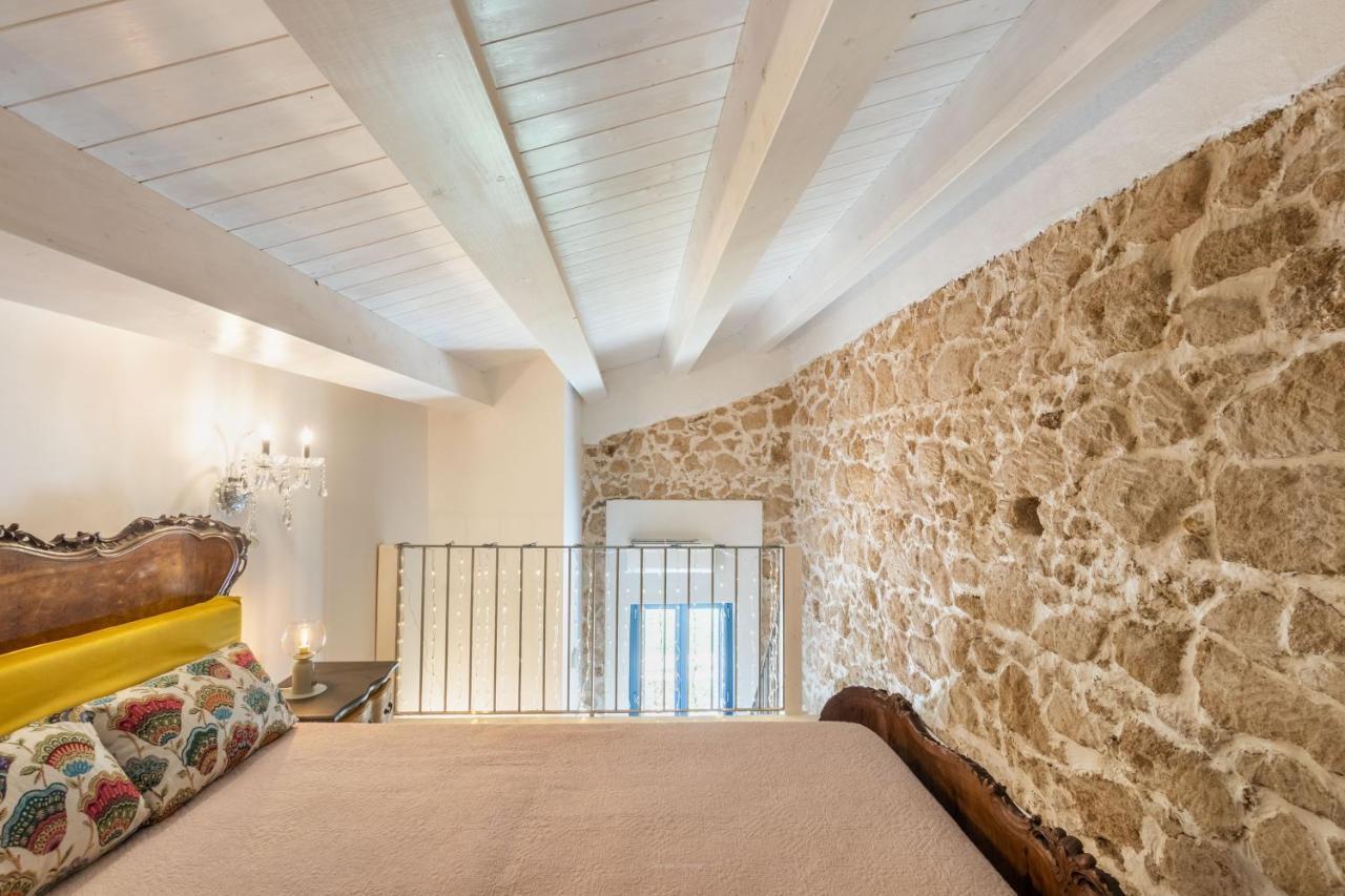 Michael Garden Bed & Breakfast โนโต ภายนอก รูปภาพ